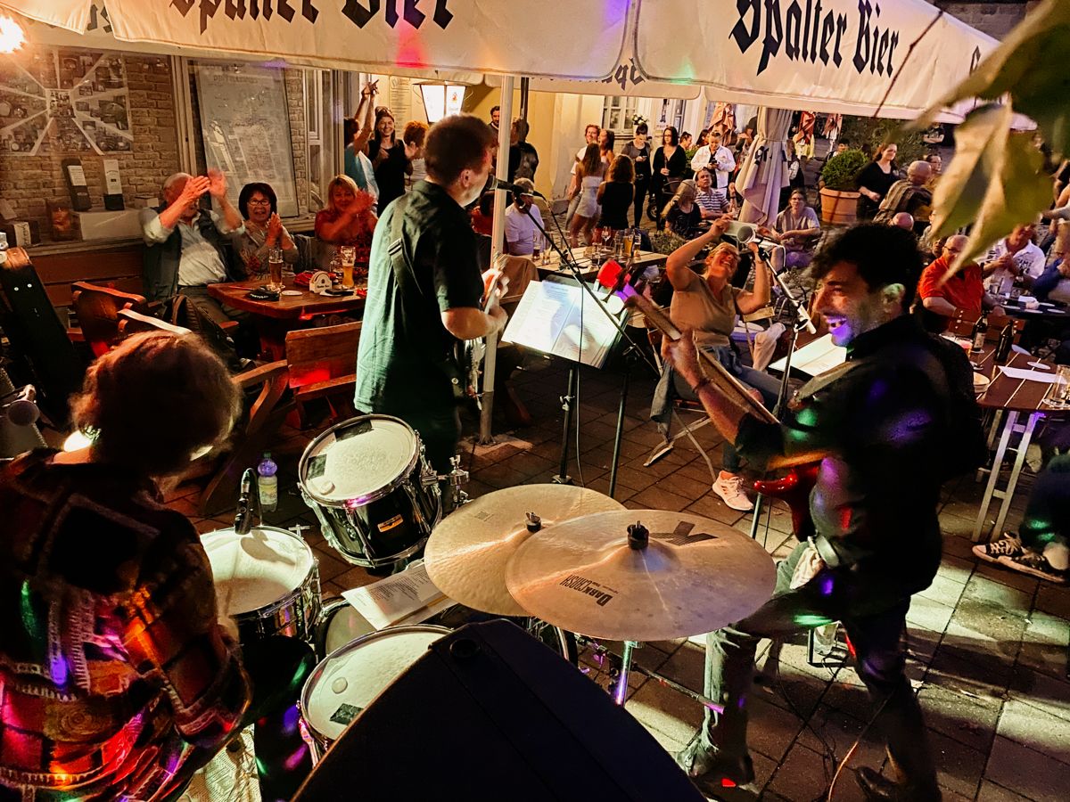 Sound Transit - Live Coverband für Straßenfeste und Biergärten